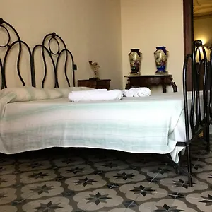 Marina 3*, Milazzo Italië